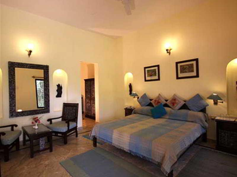 Tiger'S Den Resort Bandhavgarh National Park Exterior foto