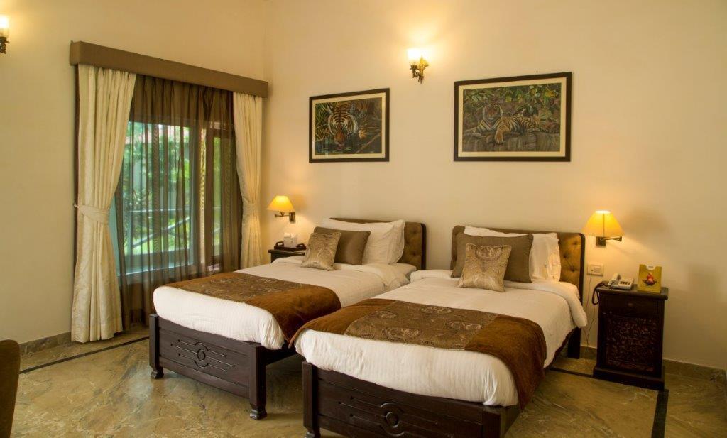 Tiger'S Den Resort Bandhavgarh National Park Exterior foto
